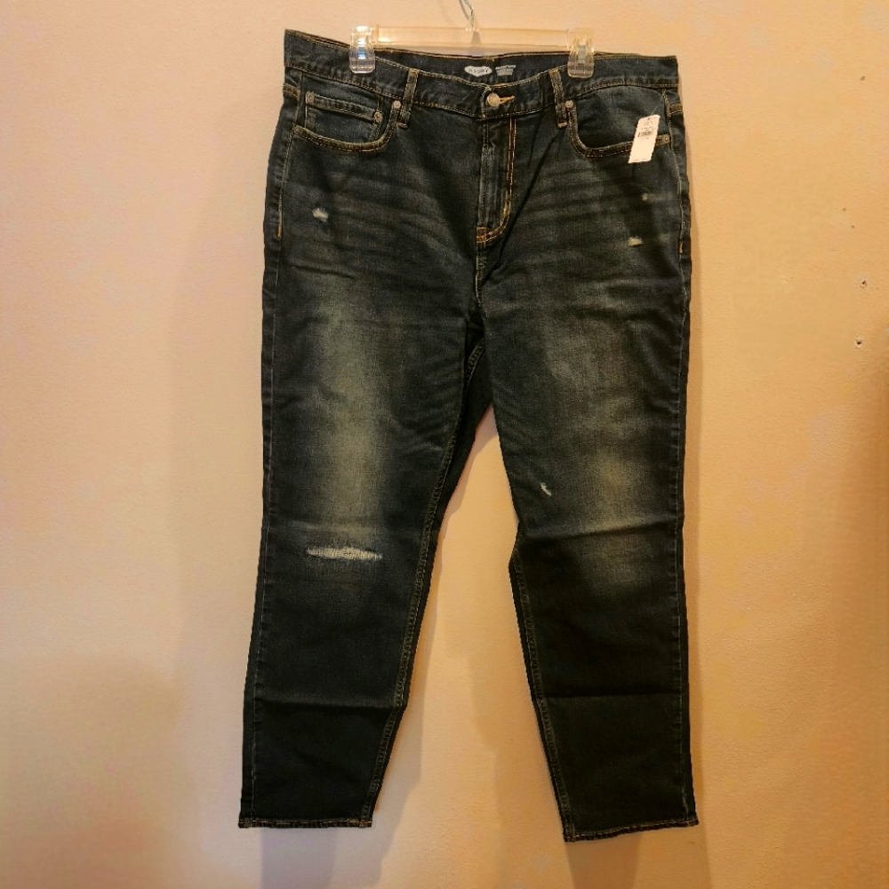 Old Navy - 40x32 Athletic Taper - Built-in flex